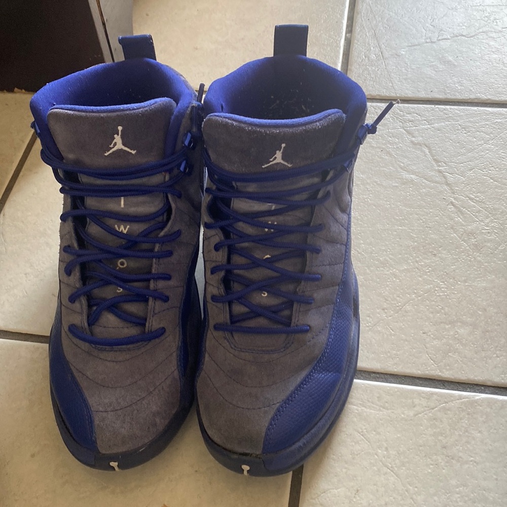 JorDan 12’s They real. I need fast money come and fet you some cheap Jordans.